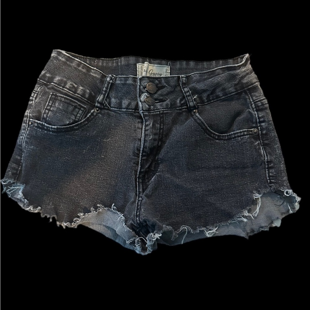 Size 5 true cypsy brand black Jean shorts. (Runs a little small)